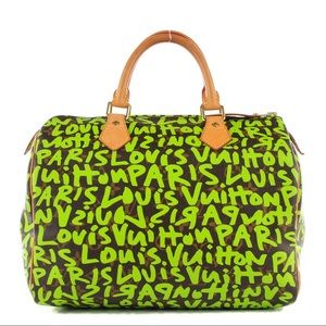 LOOKING FOR Louis Vuitton graffiti speedy in green